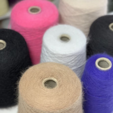 FLUFF Filpucci 70% ангора, 10% меринос, 20% па 550м/100г