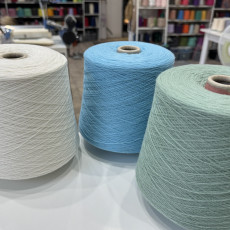 SILK LEGEND LORO PIANO 50% меринос 45% кашемир 5% шелк 1350м/100г