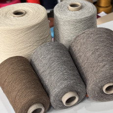 TIBET Filitaly Lab  50% бэби альпака 50% бэби як 1400м/100г