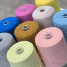 Angora 60 (300г) 60% ангора 40% нейлон 700м/100г
